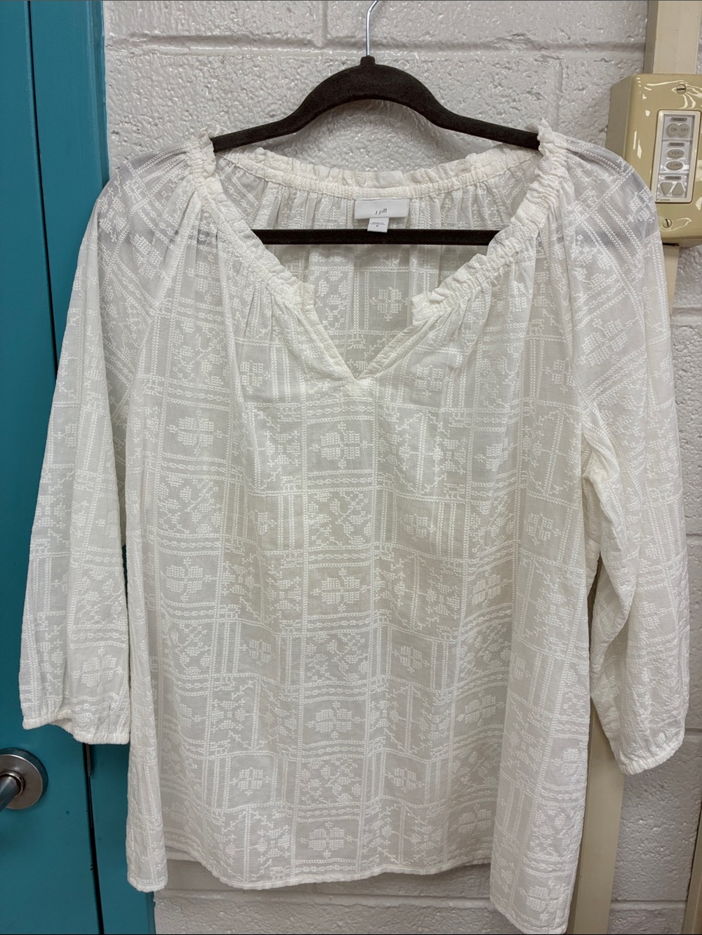 J. Jill White Embroidered Peasant Tunic